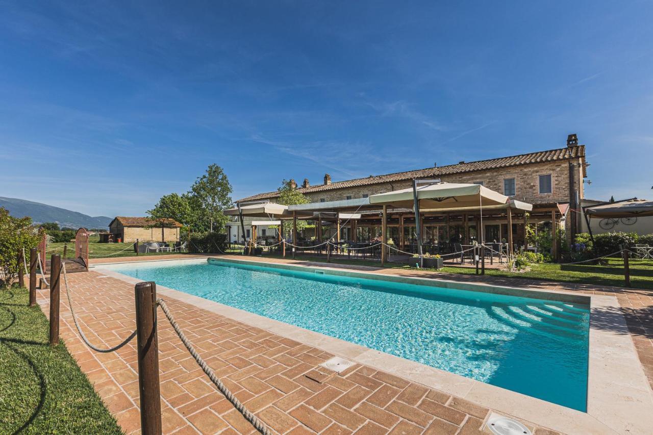 Favorita Food&Wine Resort Bastia Umbra Bagian luar foto
